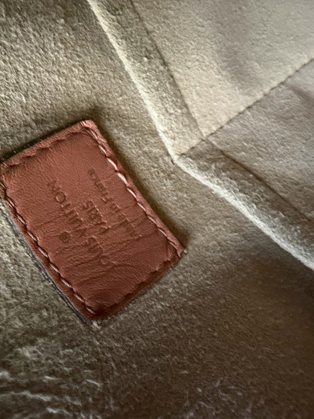 Louis Vuitton Tuileries bag - Picture 9 of 10